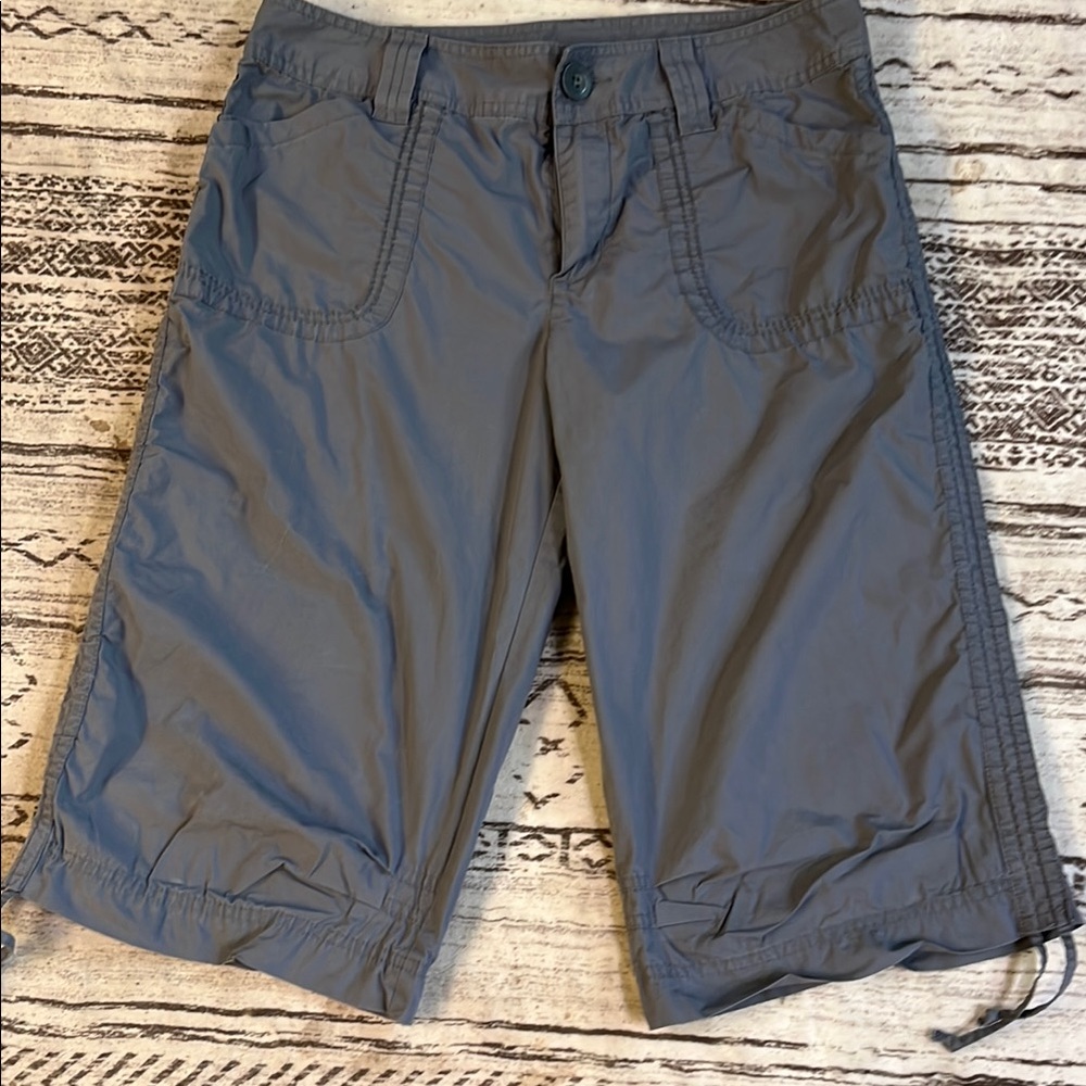 GAP Gray Bermudas Lightweight Casual Shorts